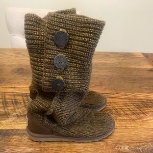 Ugh knit boots